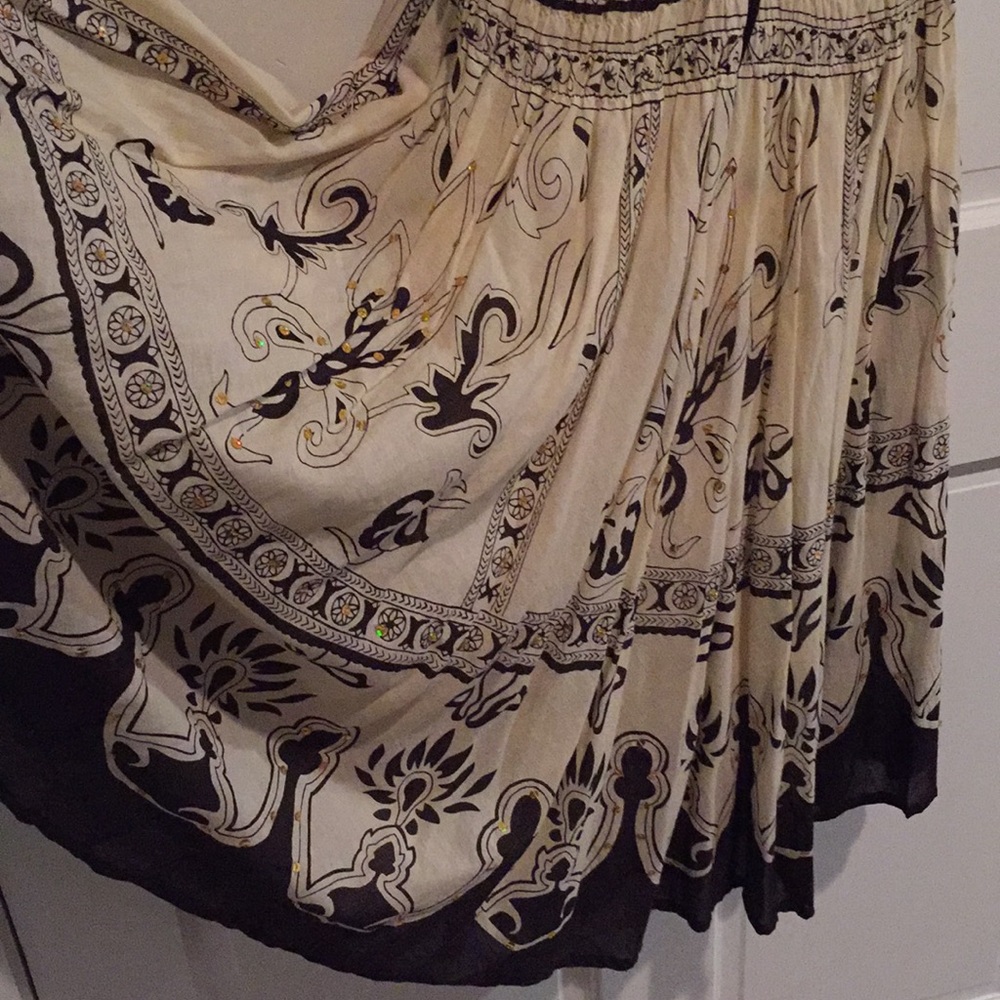Fun sundress - Picture 5 of 5